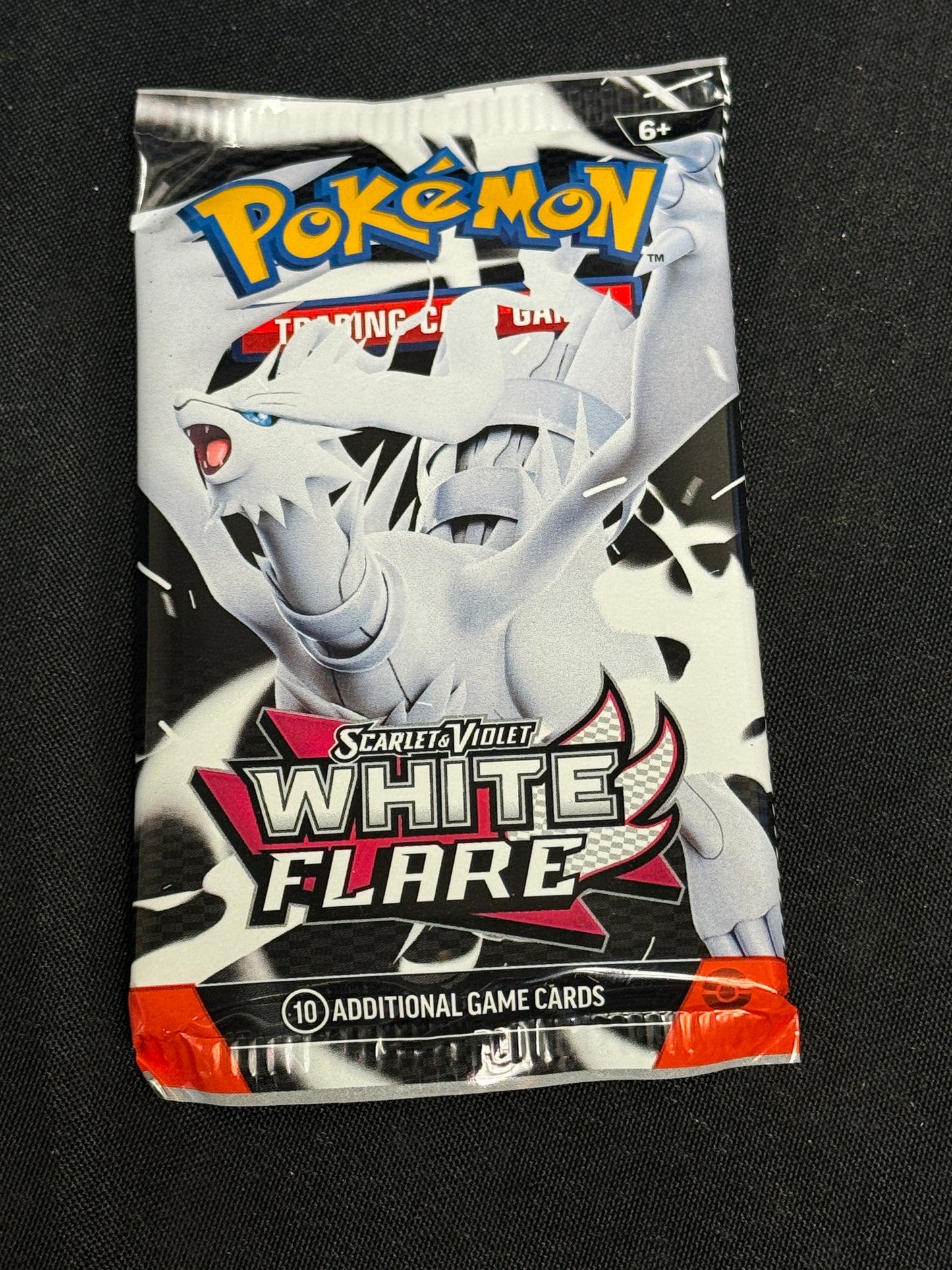 WHITE FLARE BOOSTER PACK